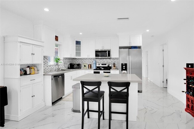 Photo - 2035 SW 58th Ct