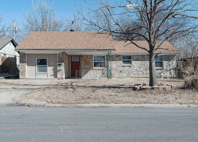 3bd/ 2 Bath Home, Near Tinker AFB and Rose... - 3bd/ 2 Bath Home, Near Tinker AFB and Rose...