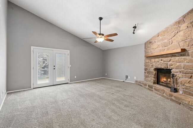 Photo - 4014 W Pittsburg Cir