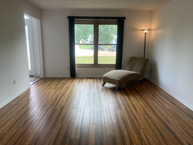 Photo - 25027 Rushmore Ct