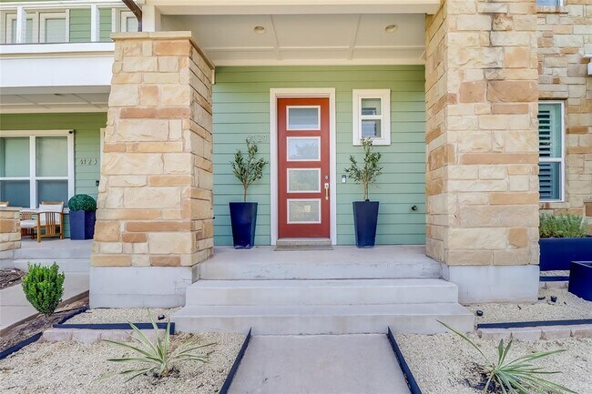 Photo - 4121 Berkman Dr