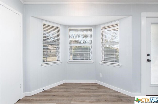 Photo - 1812 Southshore Spur