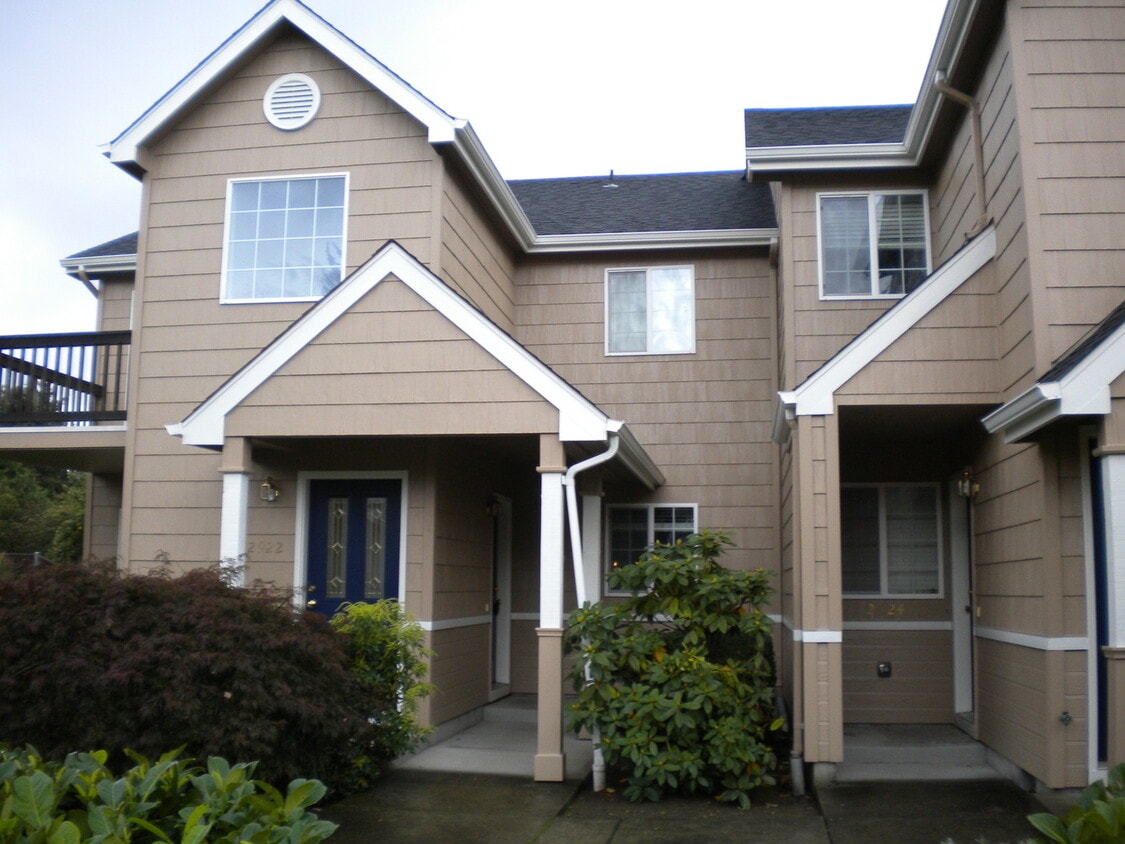 North Gilham Condo - North Gilham Condo