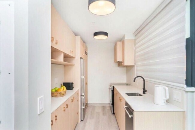 Photo - Kirya Apartments