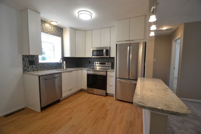 Photo - 1002 N Walnut St Unit 1002 N Walnut Street