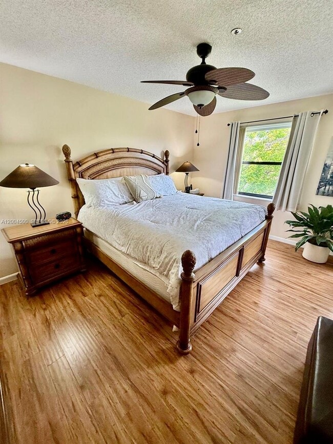 Photo - 5155 Europa Dr Unit U