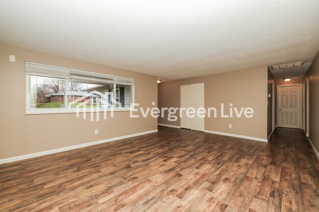 Photo - 6660 Celestine St