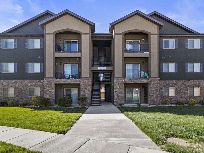 Building Photo - 203 Jordan Ridge Boulevard Unit 208 Rental