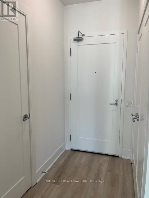 Photo - 310 Tweedsmuir Ave