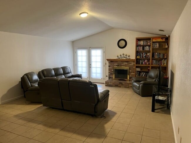 Photo - Nice 5 bedroom home with a large garage.