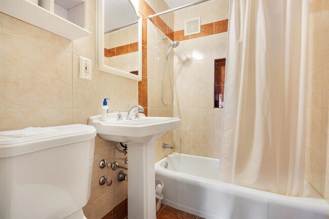 Photo - 225 St Pauls Ave Unit 9N