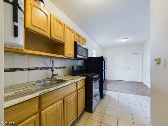 Photo - 255 S 19th St