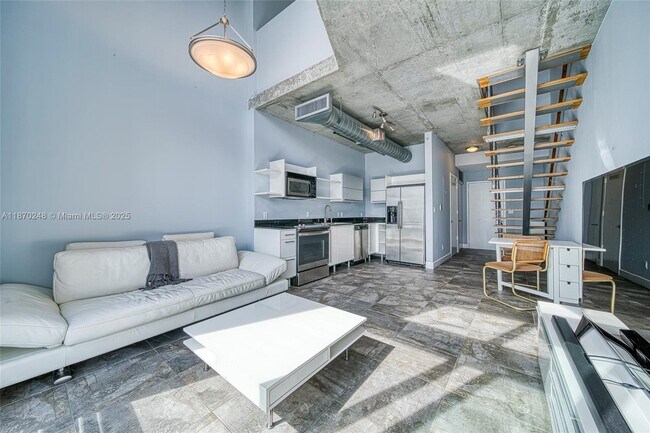 Building Photo - 690 SW 1st Ct Unit 1520 Rental
