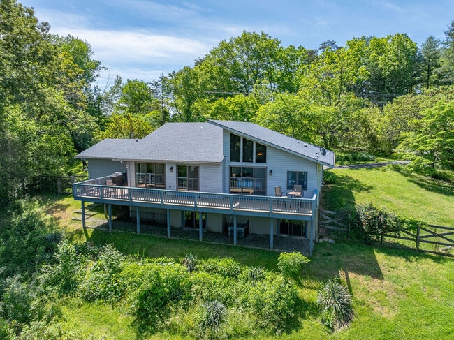 Photo - 4047 Amicus Rd