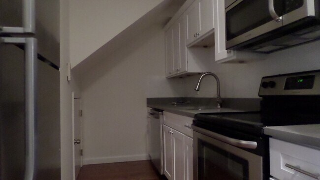 Photo - 100 E Brookline St Unidad 2