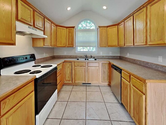 Photo - 720 N Elder Ave