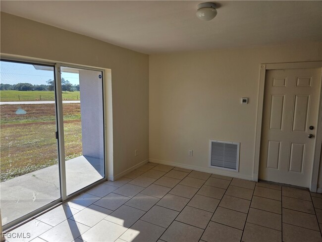 Photo - 5010 Dolphin Ct