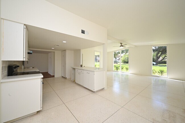 Photo - 14420 Westway Ln