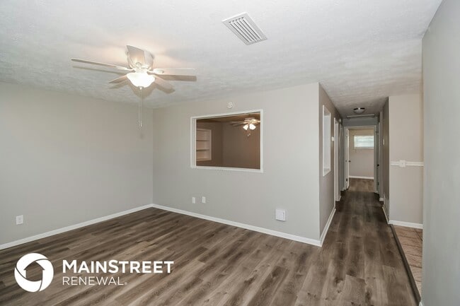 Photo - 352 Aries Dr