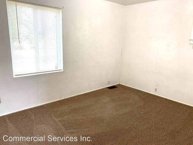 Photo - 3 br, 1.5 bath House - 5575 CY Ave