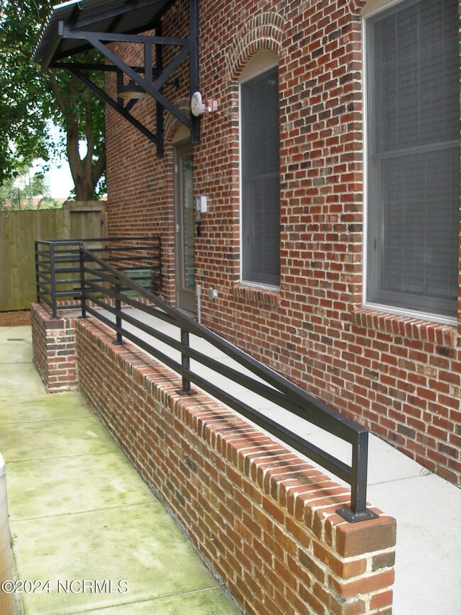 Photo - 715 N 4th St Unit Apt 101