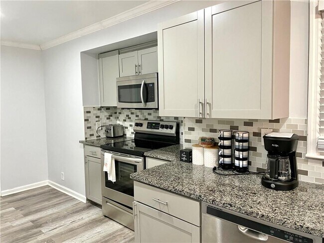 Photo - 6068 Tracy Valley Dr NW