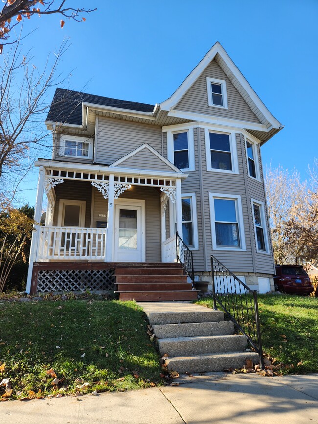 Photo - 2169 S 81st St Casa Adosada