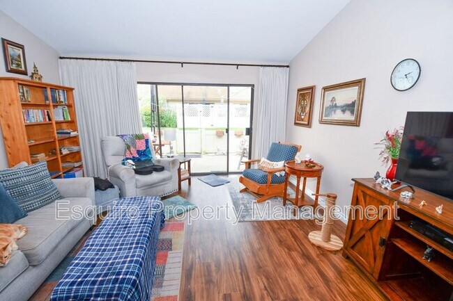 Photo - 17148 Village 17