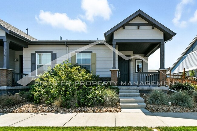 Building Photo - Gorgeous Home with Central AC and 2-Car Ga...