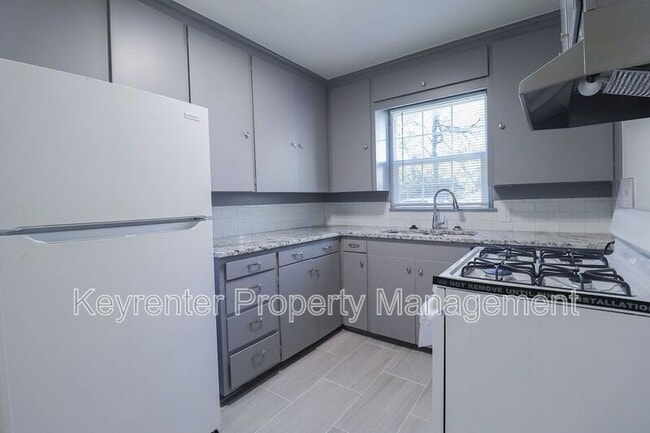 Photo - 622 E Xyler St