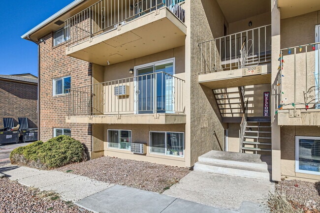 Building Photo - 3020 E Bijou St Unit #5B Rental
