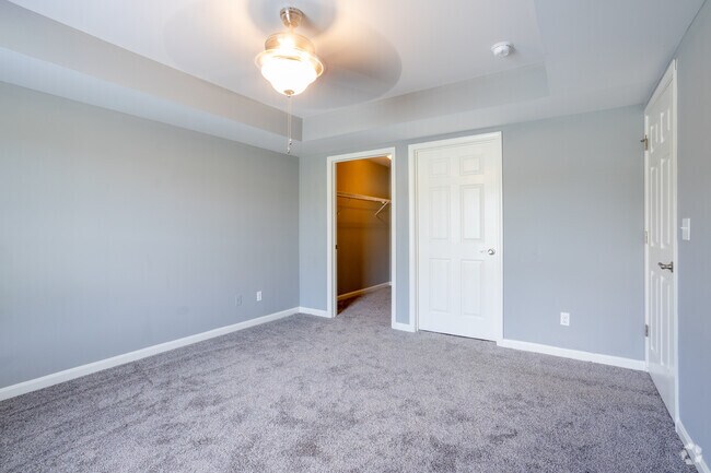 2BR, 2BA - 1,085 SF - Bedroom