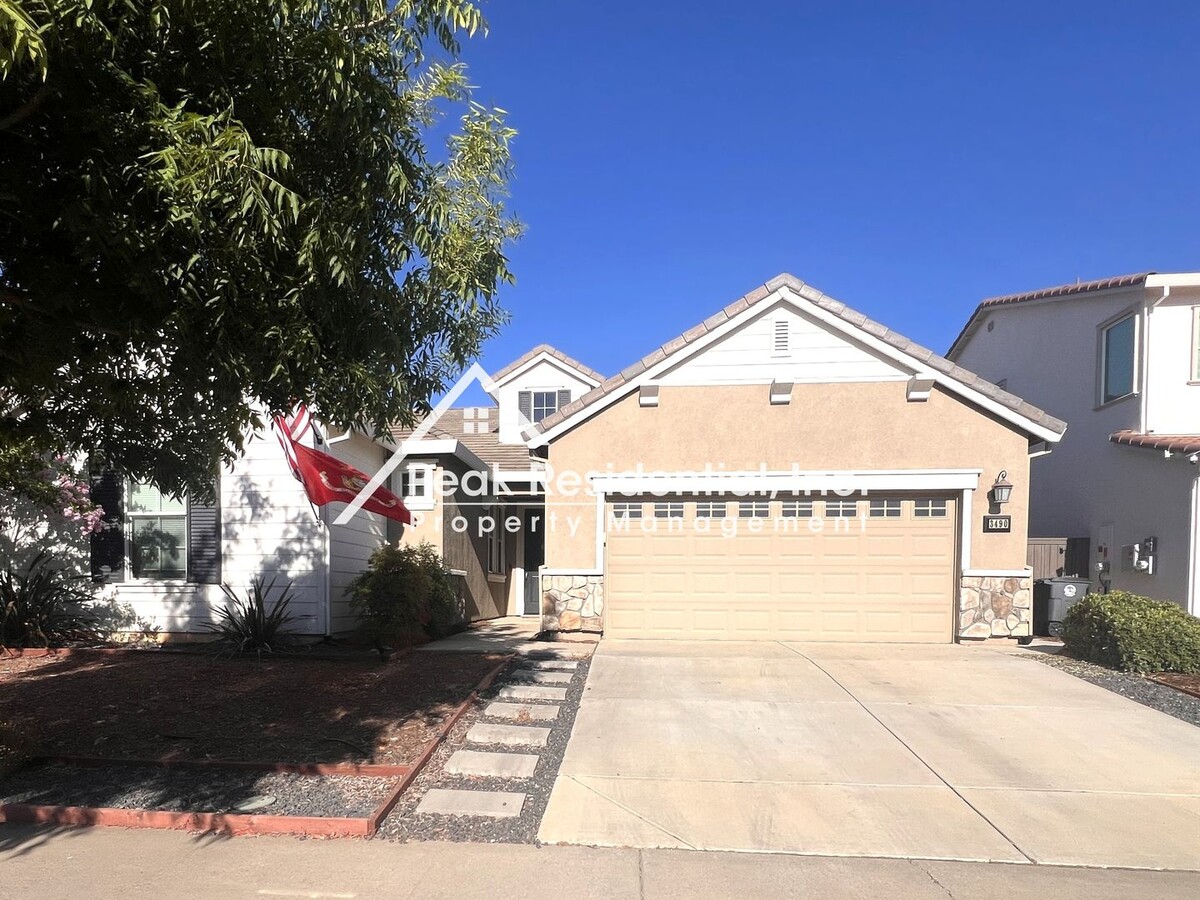 Photo - 3490 Edington Dr