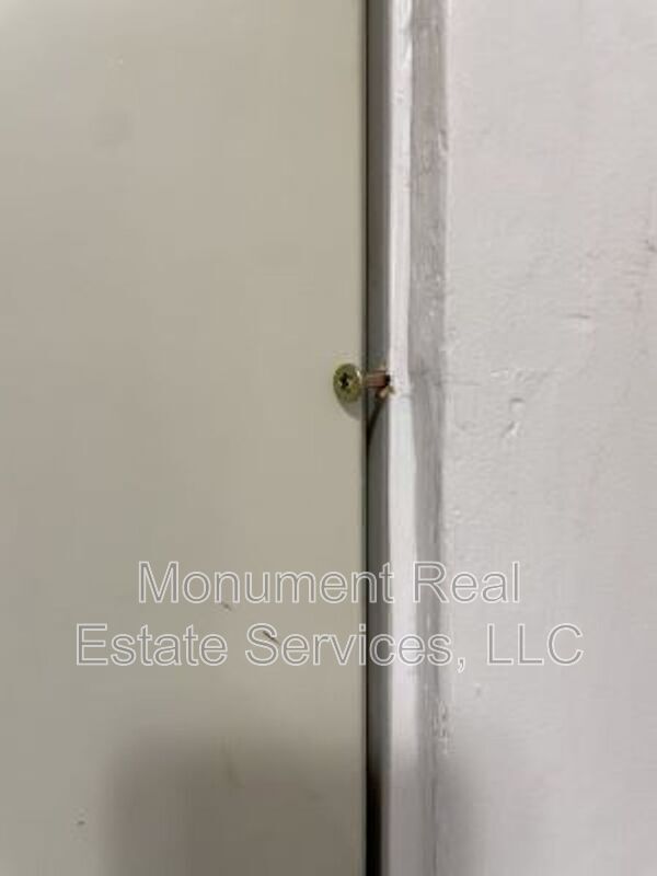 Photo - 1205 N Main St