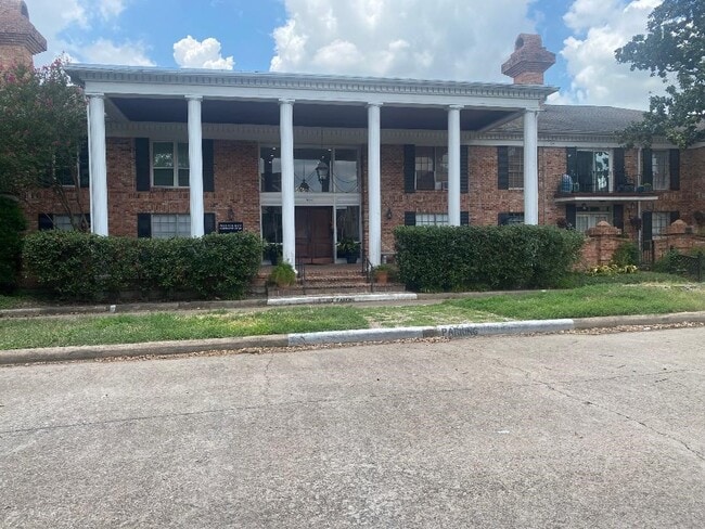 Photo - 2822 Briarhurst Dr Condo Unit 45
