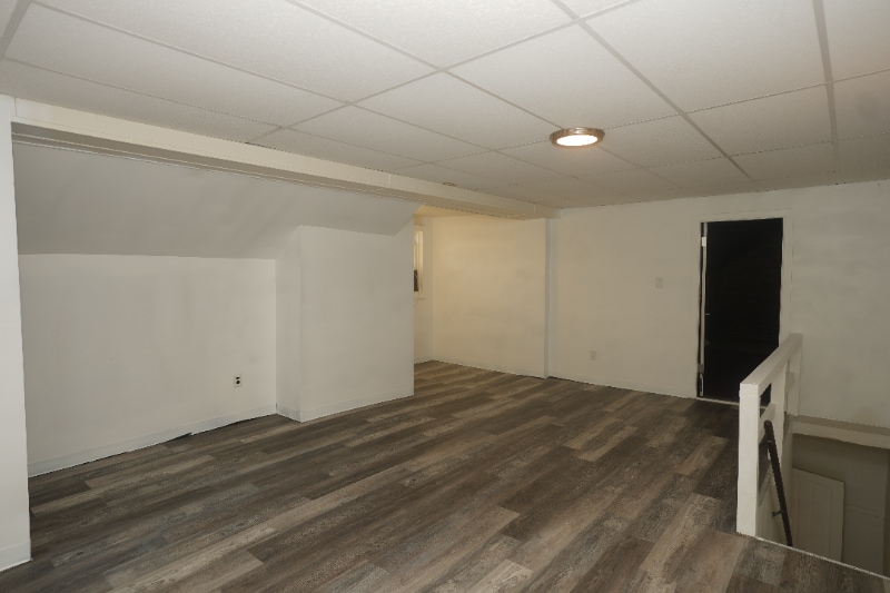 Photo - 658 Oak Hill Ave Unit 2 (Top)