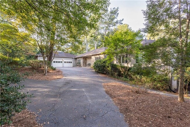 Photo - 3536 Mill Creek Rd NE