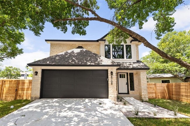 Building Photo - 8708 Cretys Cove