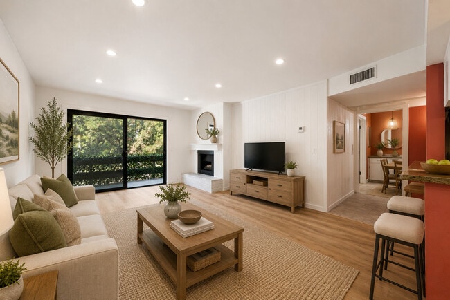 Building Photo - 4524 Tujunga Ave Unit 4