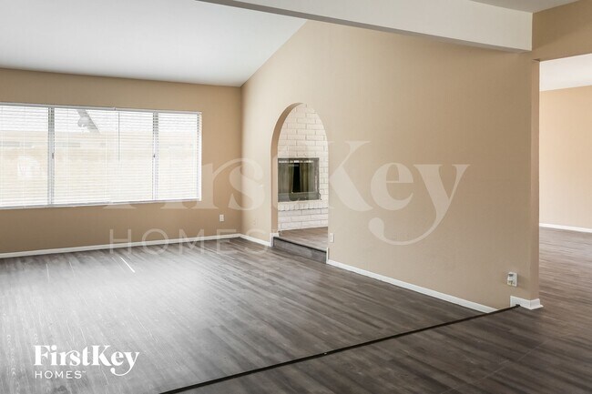 Photo - 5015 W Mercer Ln