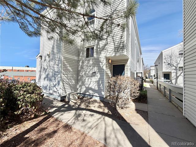 Building Photo - 11115 E Alameda Ave Unit 101