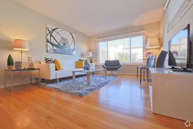 Building Photo - Come see this Noe hill Gem! Beautifully fu... Rental