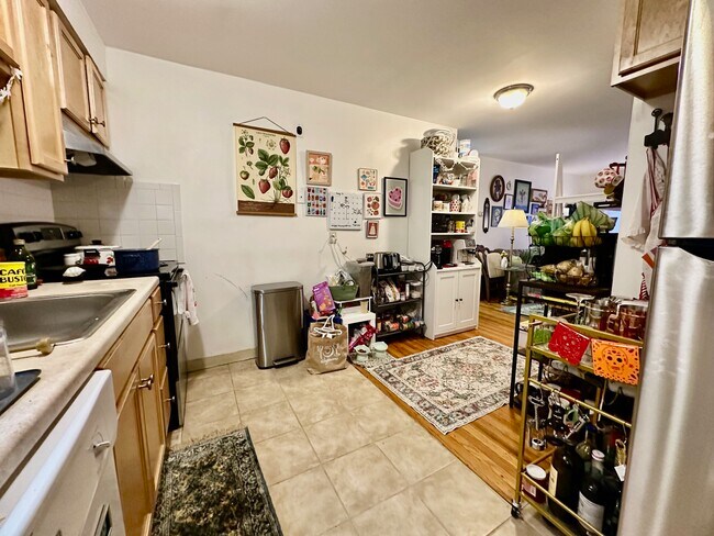 Photo - 245 Kelton St Unit 24