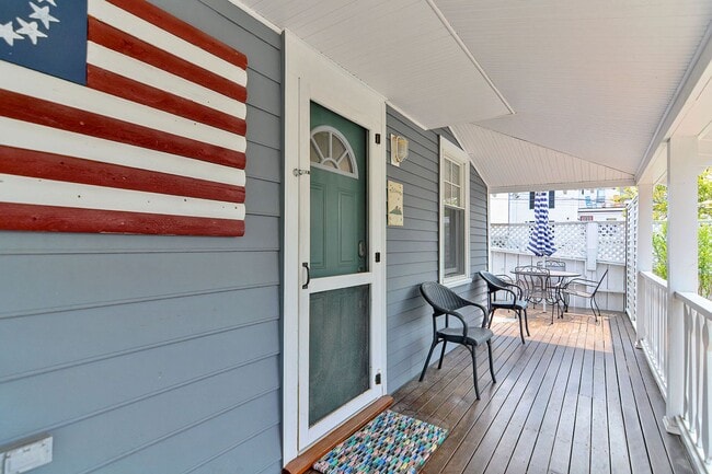 Photo - WINTER RENTAL: Changes In Latitude (Dogs Welcome!)