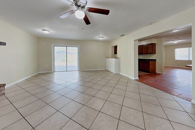 Photo - 1175 Luke Ave