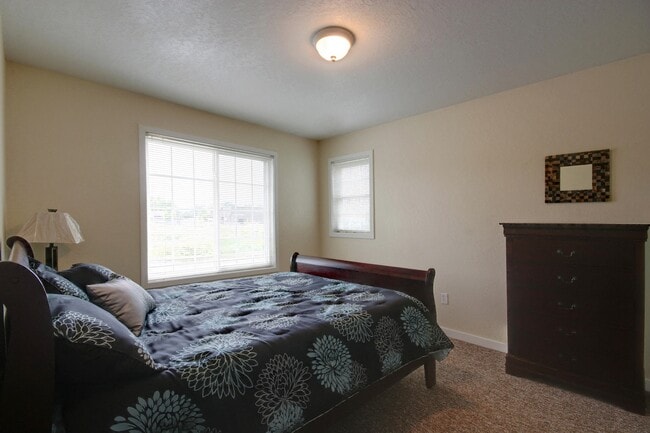 Swede Hill Apartments