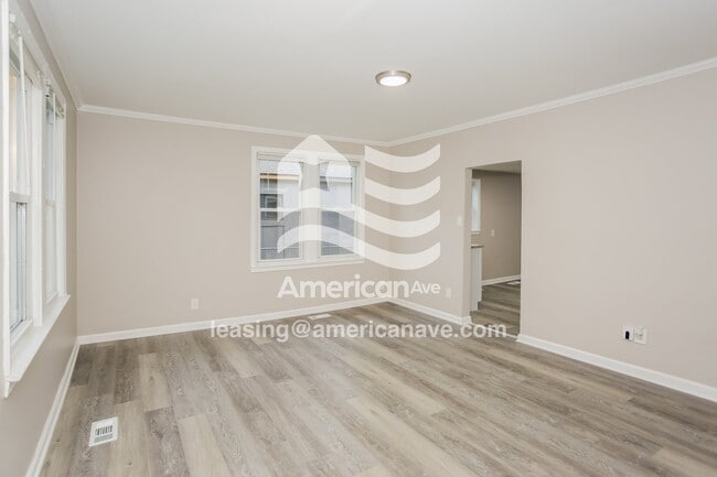 Photo - 1732 Sylvan Glen