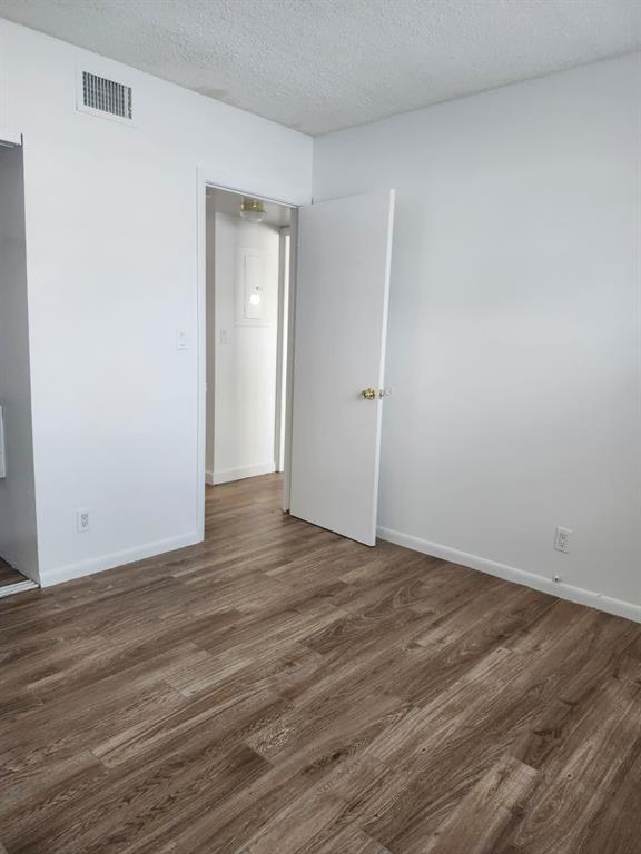 Photo - 10037 Winding Lake Rd Unit 102