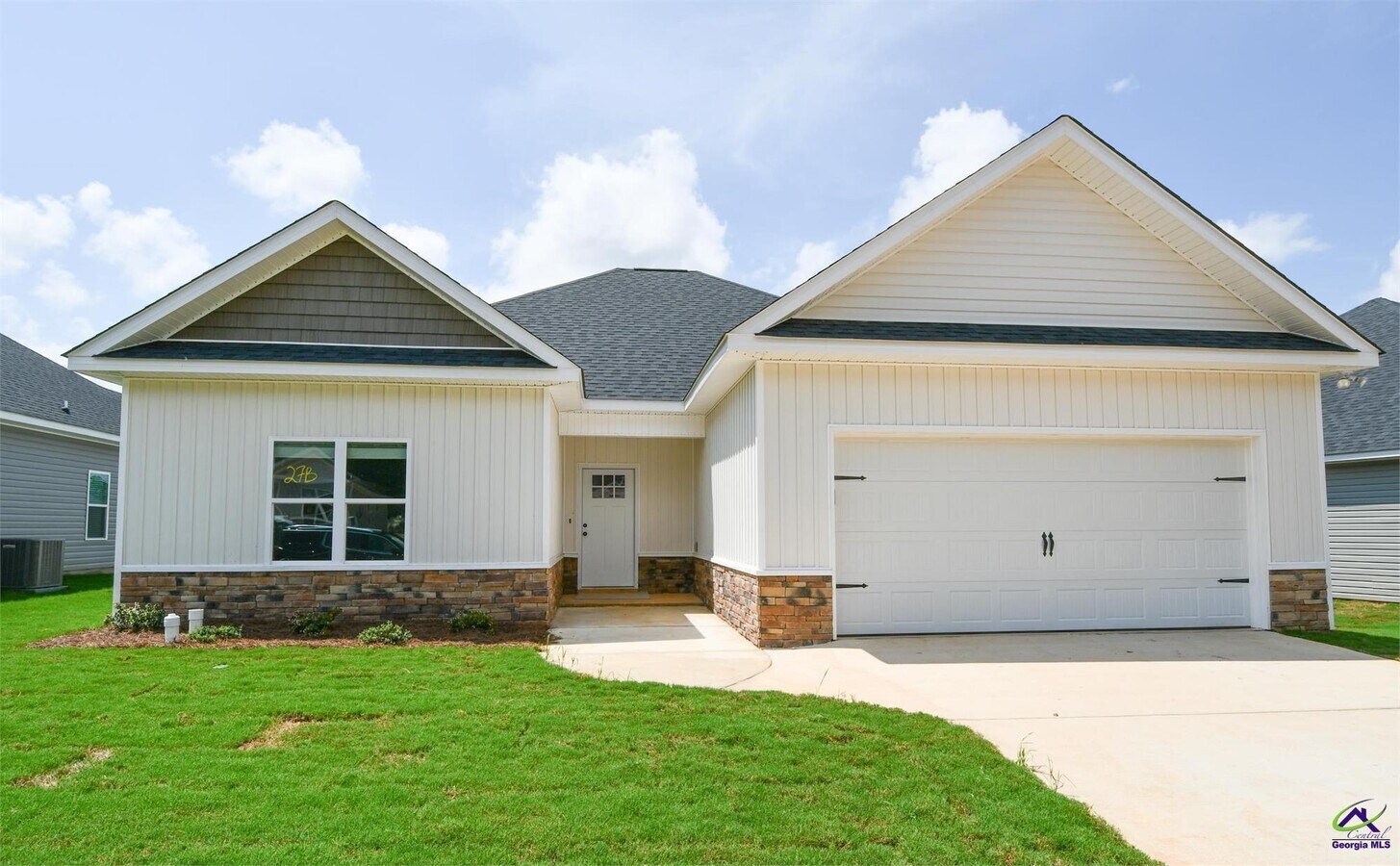 Photo - 102 Garrett Ln