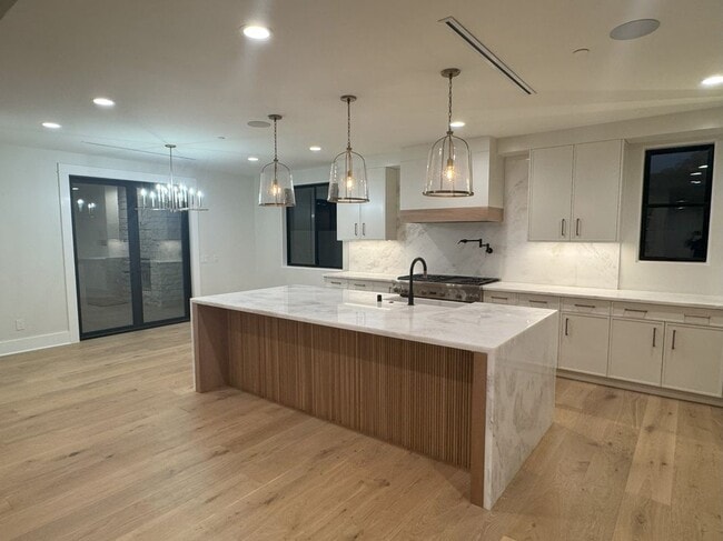 Photo - 3312 Kenilworth Dr